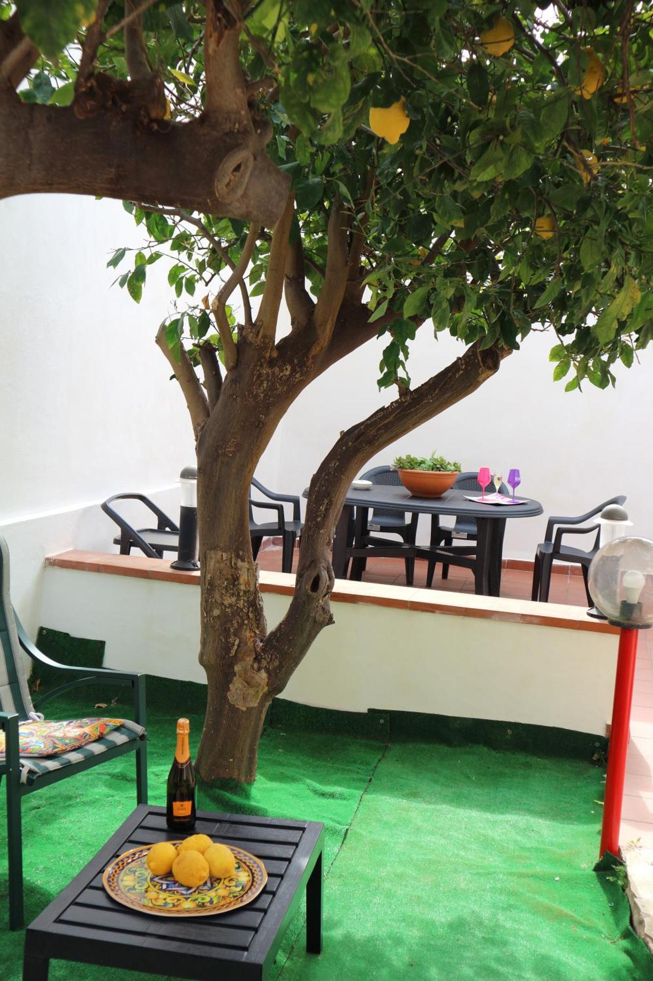 Mondello House Lemon Apartment Палермо Екстериор снимка